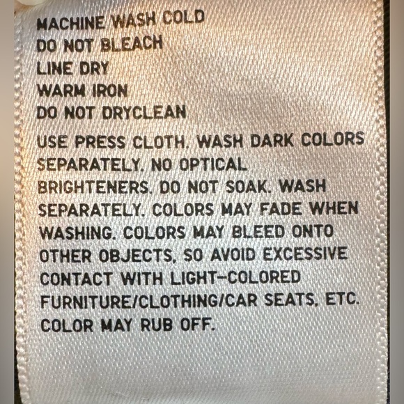 BOGO—UNIQLO Flat Front Green Banana Leaf Print Shorts - Picture 8 of 8